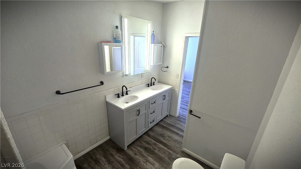 5998 Castlemont Avenue Las Vegas NV 89156