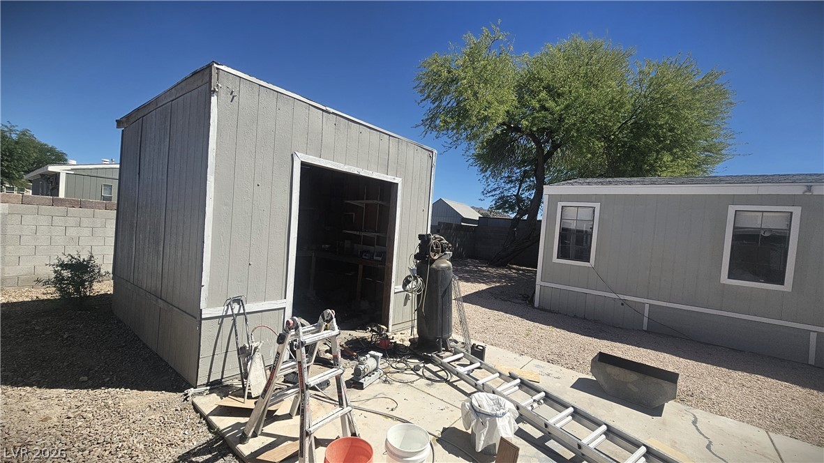 5998 Castlemont Avenue Las Vegas NV 89156