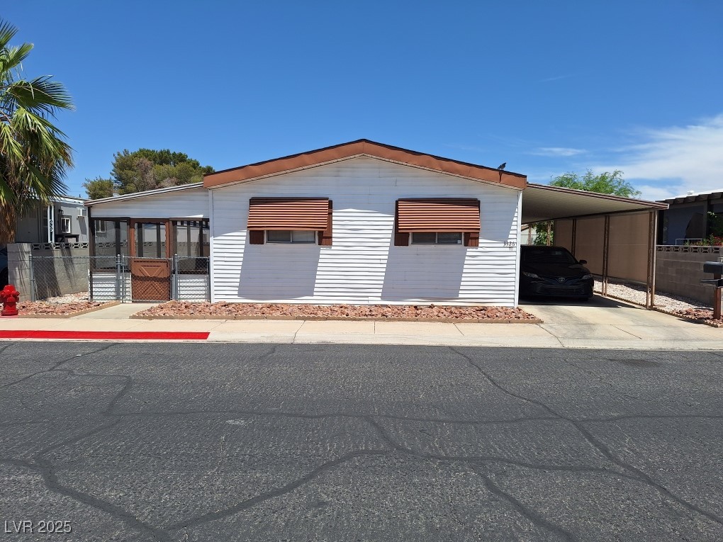 3326 Isle Royale Drive Las Vegas NV 89122
