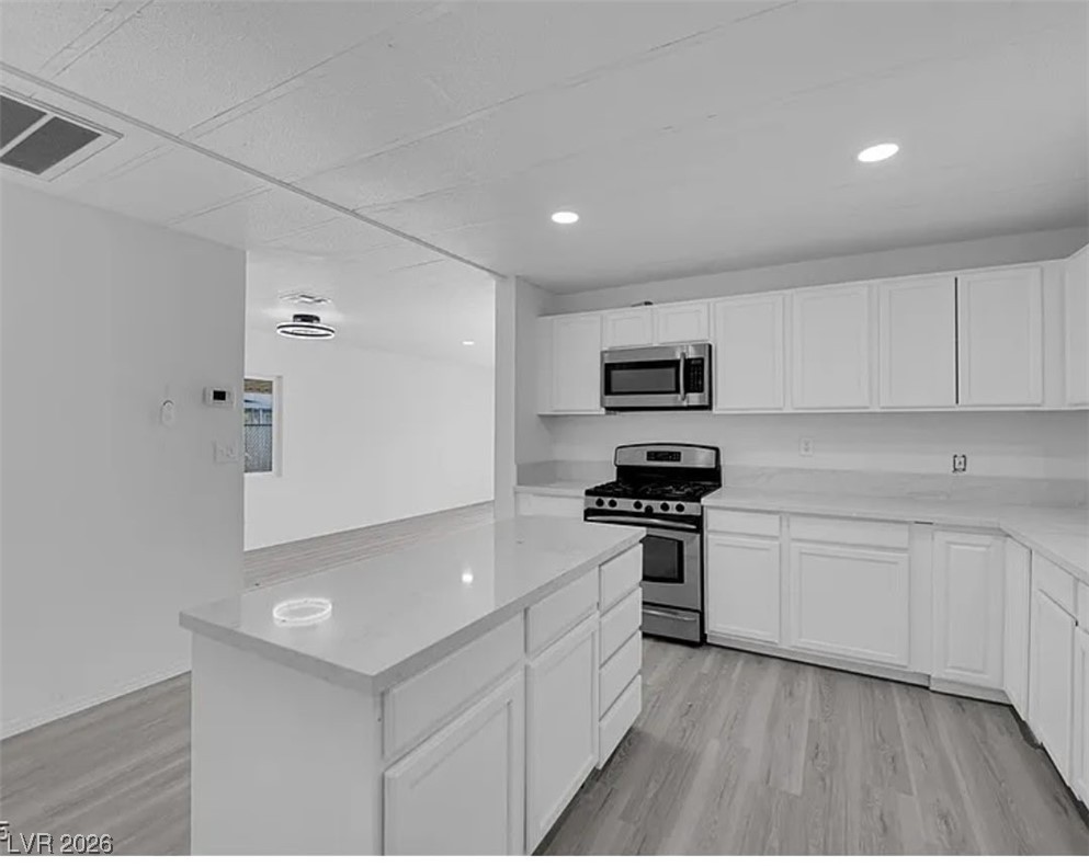 332 Sir Jeffery Circle Las Vegas NV 89110