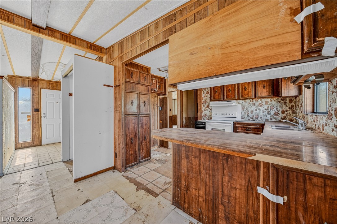 7921 Wildhorse Road Pahrump NV 89061