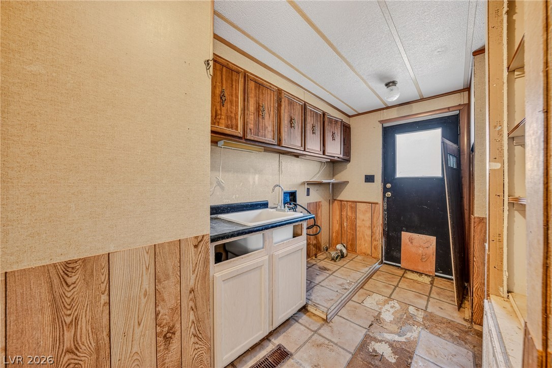 7921 Wildhorse Road Pahrump NV 89061