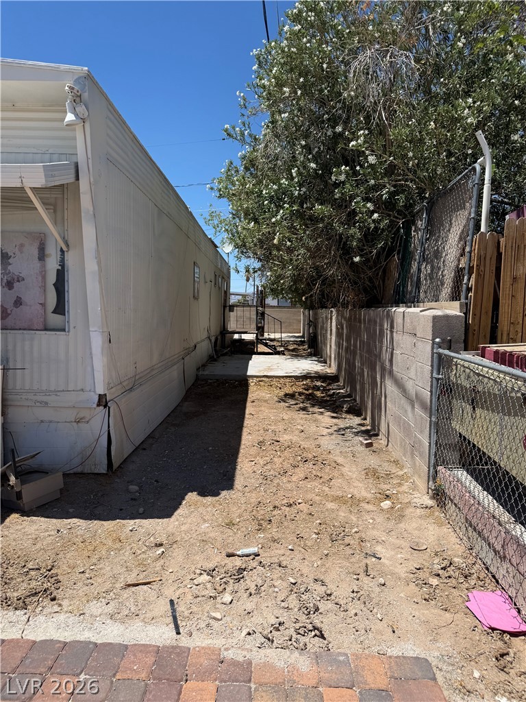 6024 Great Smoky Avenue Las Vegas NV 89156