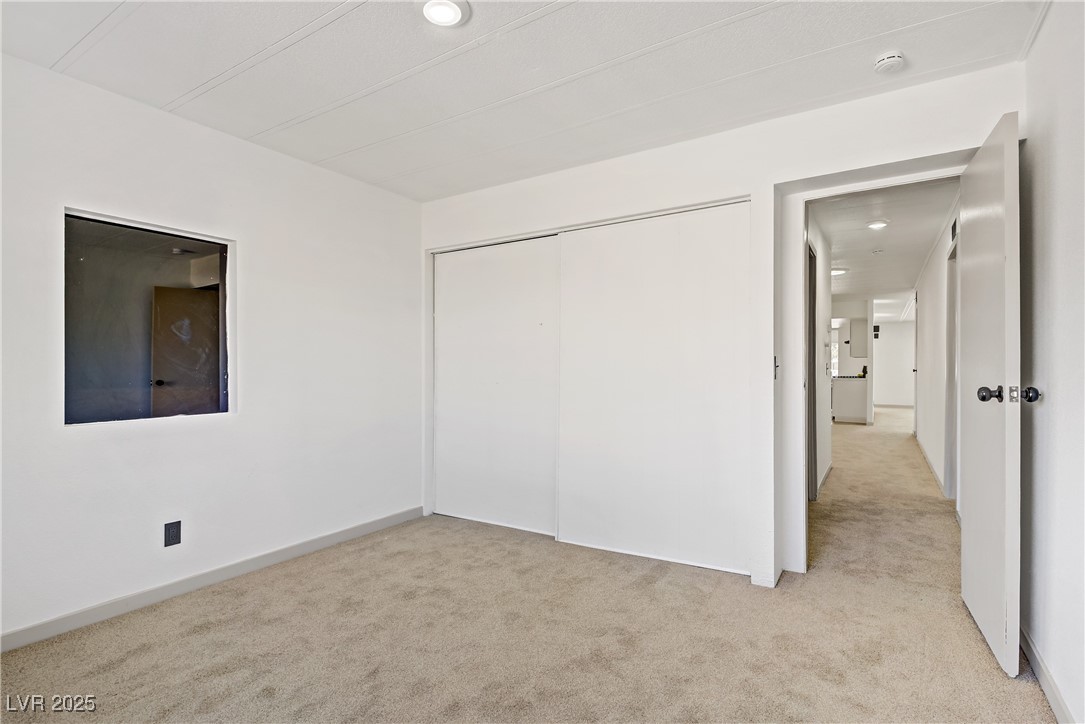 153 Sir Thomas Drive Las Vegas NV 89110