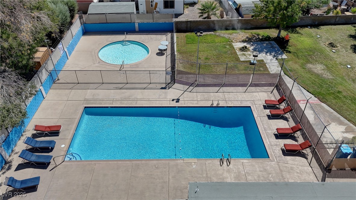 153 Sir Thomas Drive Las Vegas NV 89110