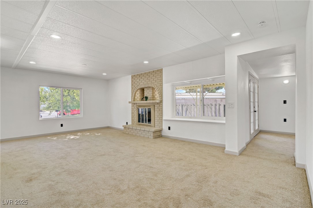 153 Sir Thomas Drive Las Vegas NV 89110