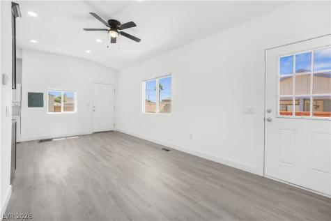 6273 Mount Rainier Avenue Las Vegas NV 89156