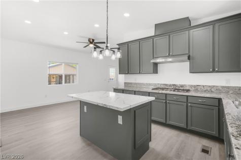 6273 Mount Rainier Avenue Las Vegas NV 89156