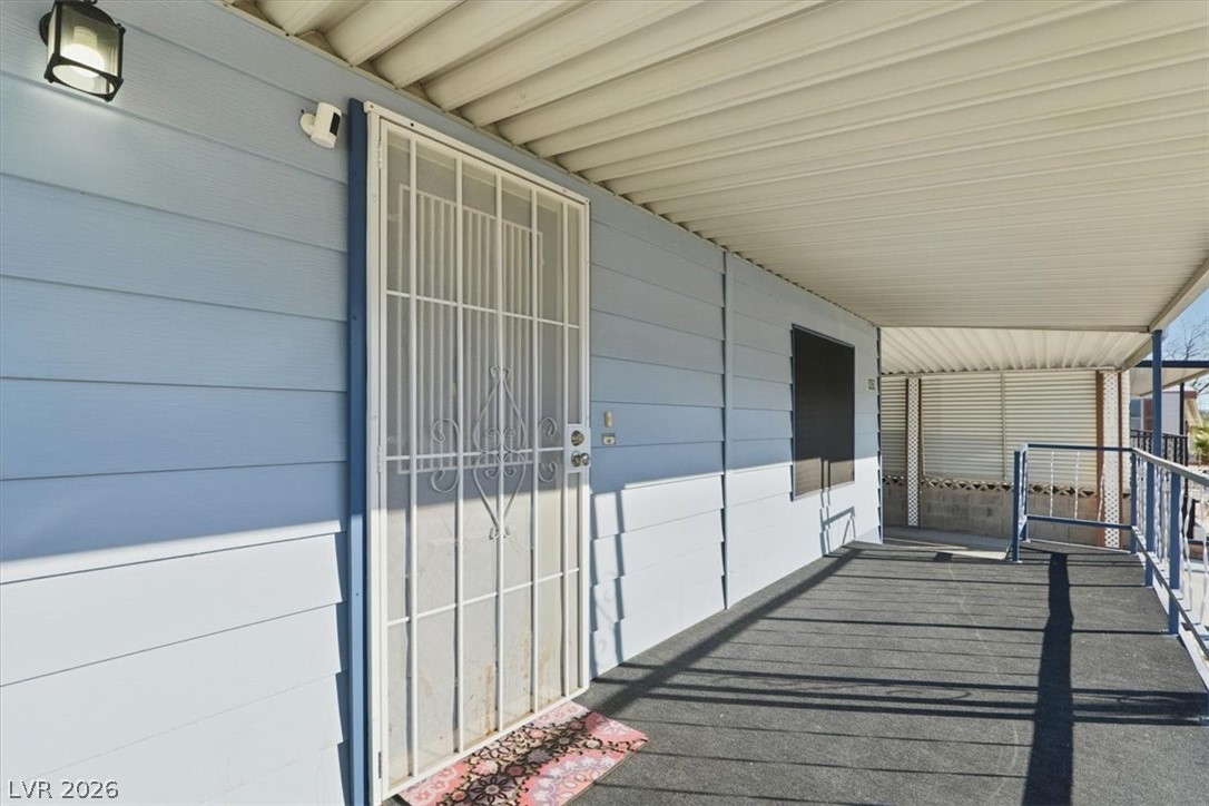 4570 Royal Ridge Avenue Las Vegas NV 89103