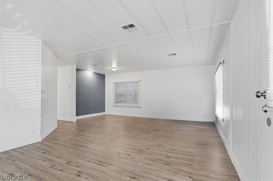 4570 Royal Ridge Avenue Las Vegas NV 89103