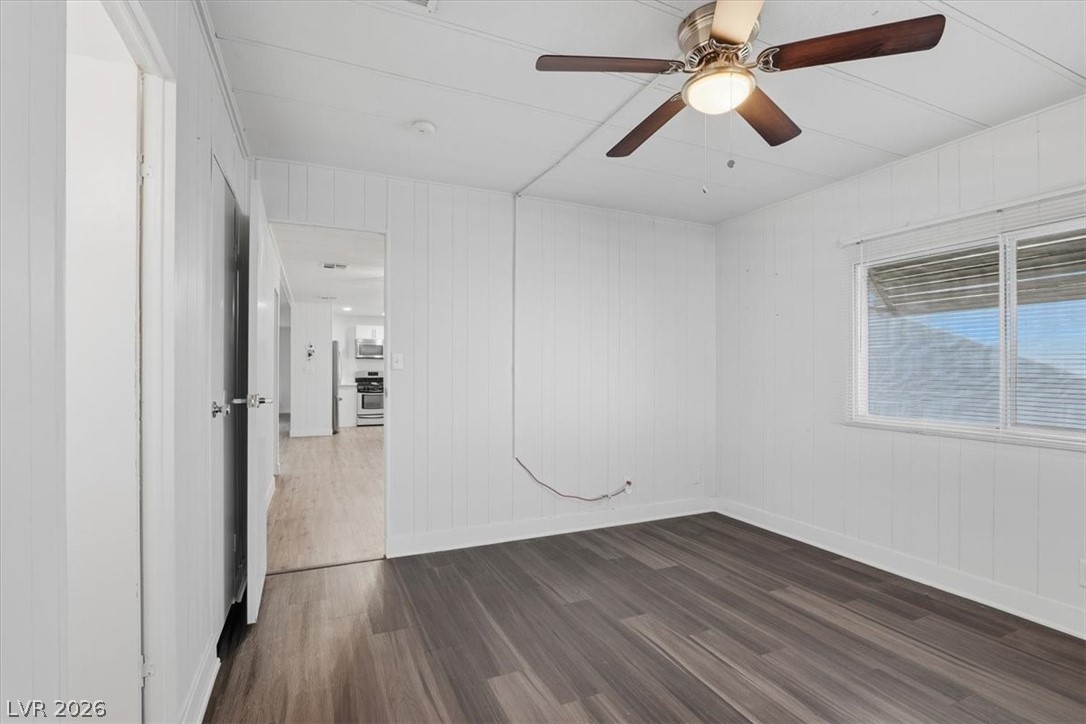 4570 Royal Ridge Avenue Las Vegas NV 89103