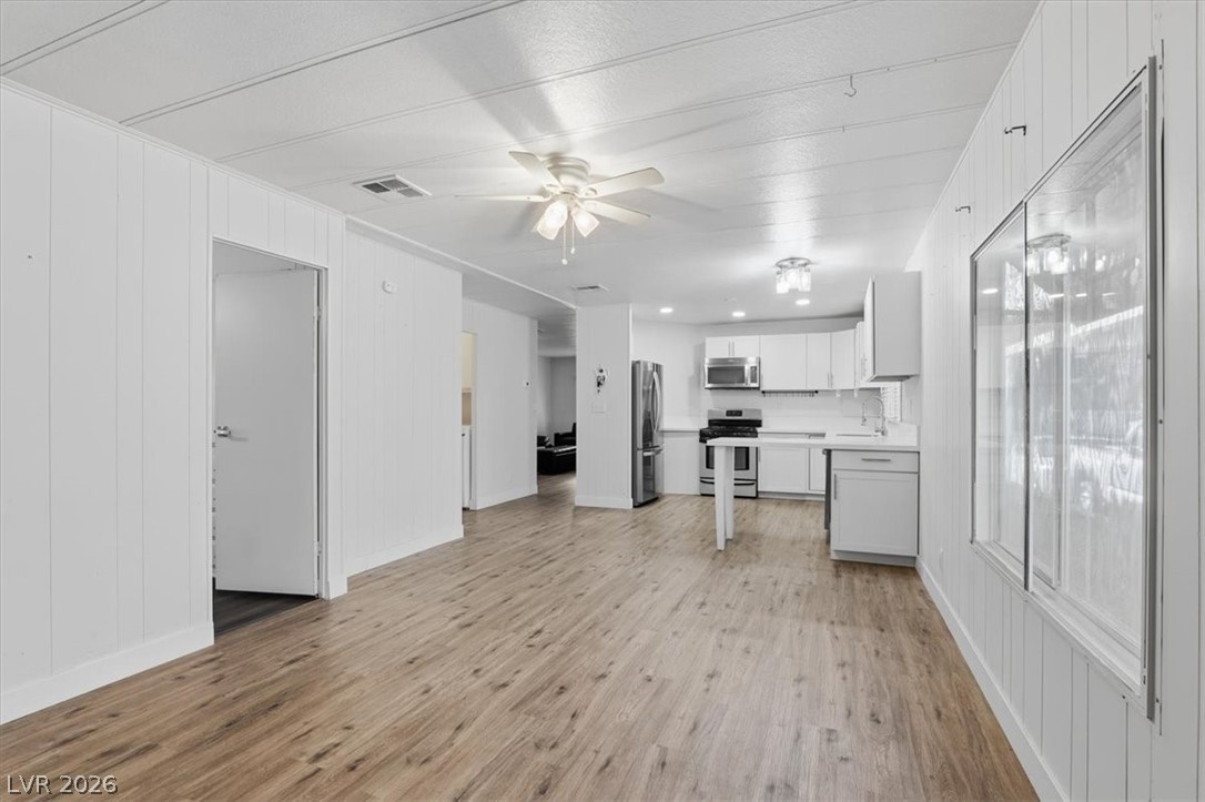 4570 Royal Ridge Avenue Las Vegas NV 89103