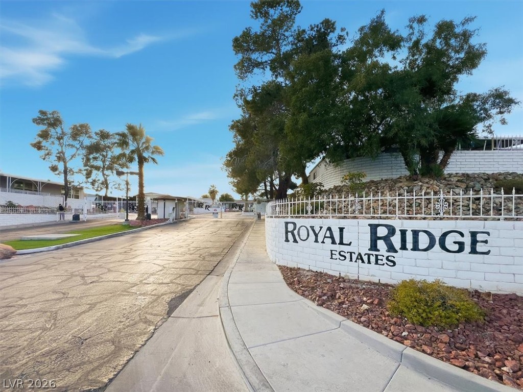 4570 Royal Ridge Avenue Las Vegas NV 89103