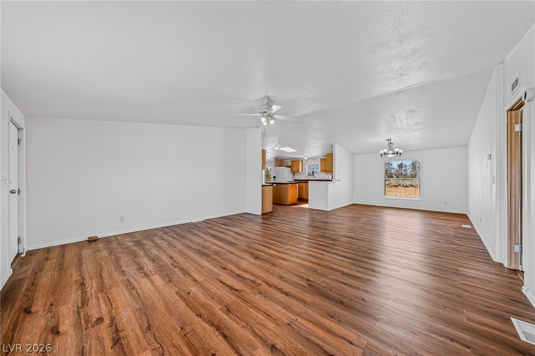 5220 Jerry Avenue Pahrump NV 89060