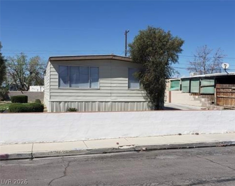 6080 Great Smoky Avenue Las Vegas NV 89156