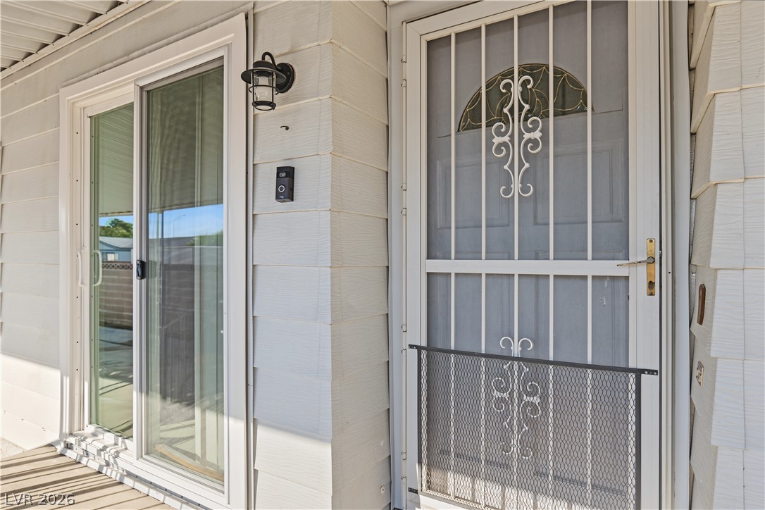 6617 Pearblossom Lane Las Vegas NV 89108