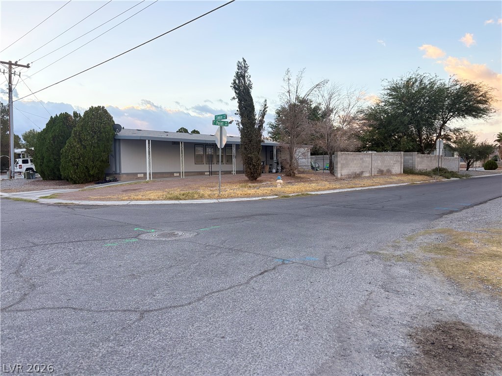 511 East Simkins Road Pahrump NV 89060