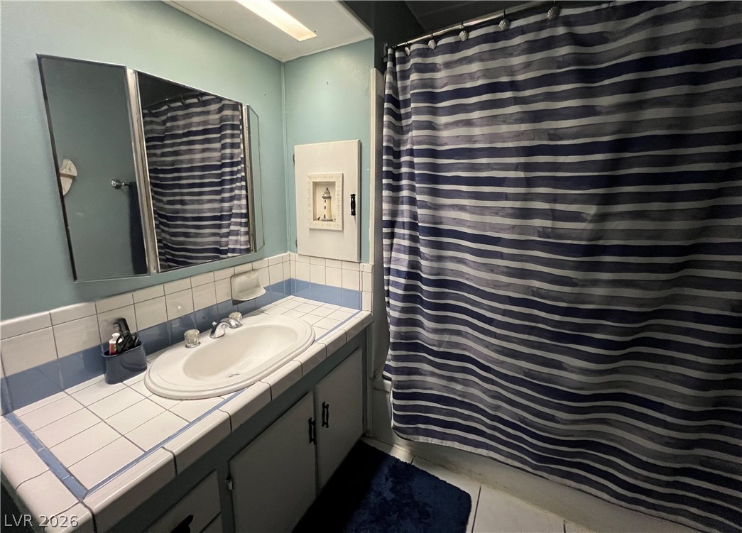 6041 Rocky Mountain Avenue Las Vegas NV 89156