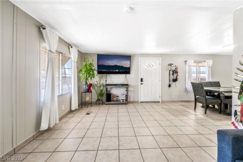 3809 Pecan Lane Las Vegas NV 89115