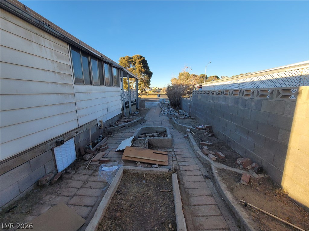 5495 Everglade Street Las Vegas NV 89142