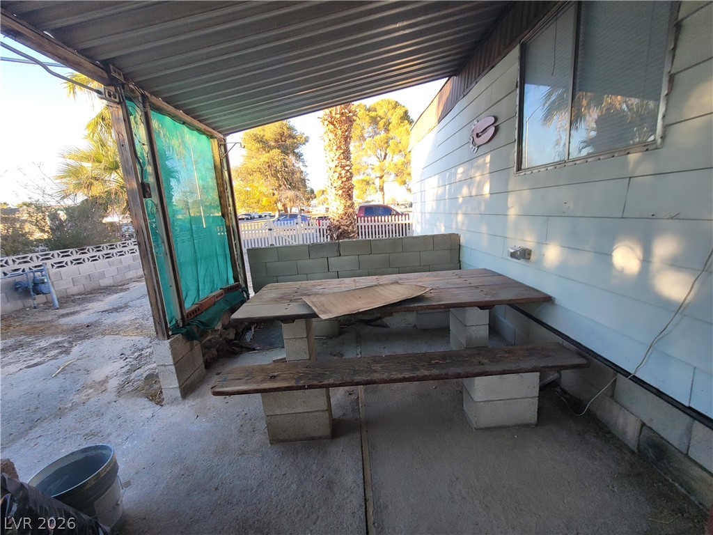 5495 Everglade Street Las Vegas NV 89142