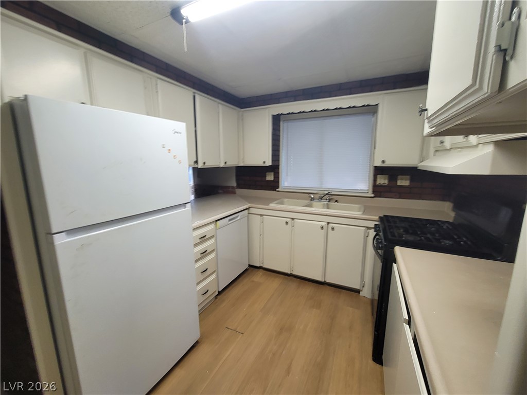 5495 Everglade Street Las Vegas NV 89142