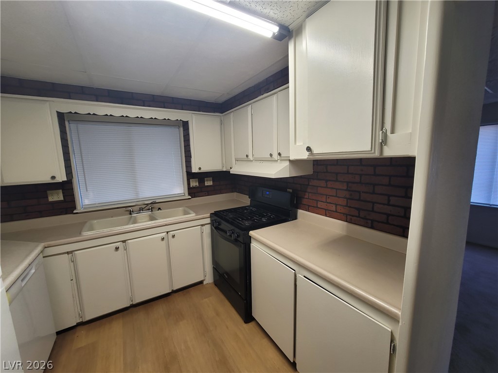 5495 Everglade Street Las Vegas NV 89142