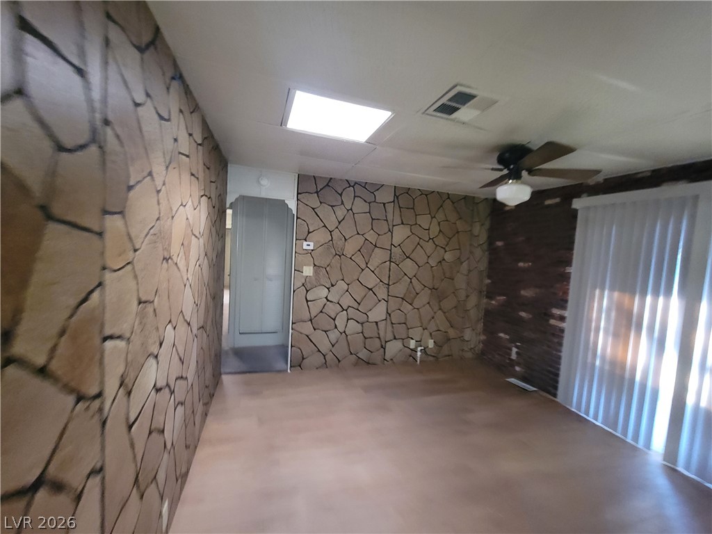 5495 Everglade Street Las Vegas NV 89142