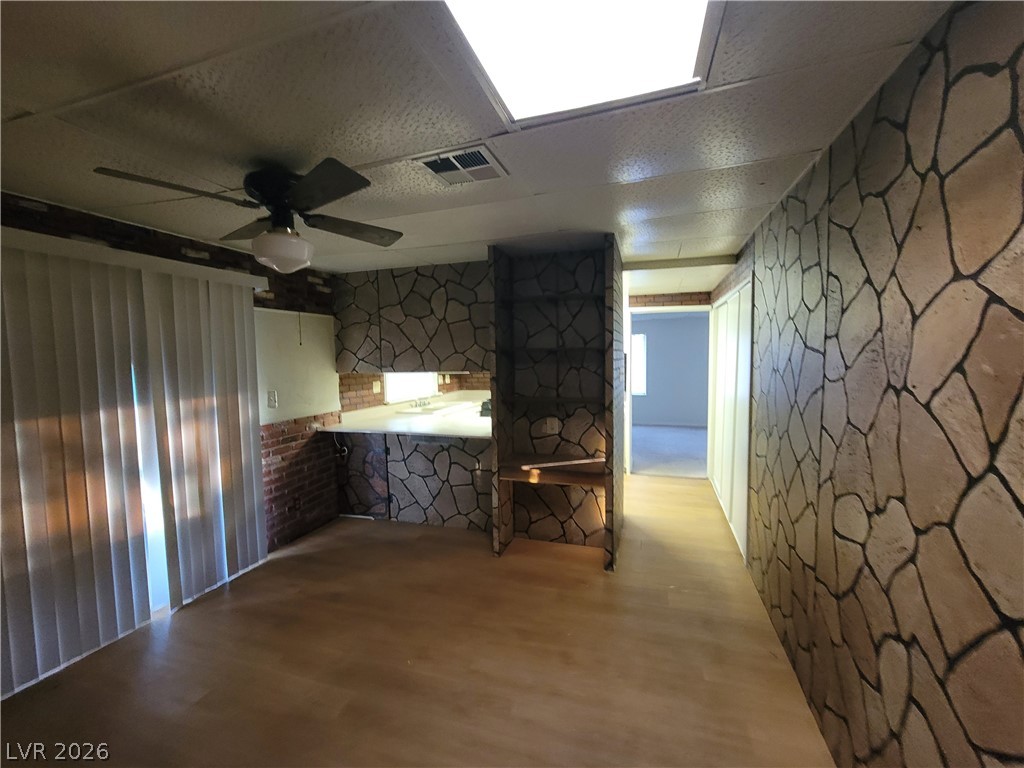 5495 Everglade Street Las Vegas NV 89142