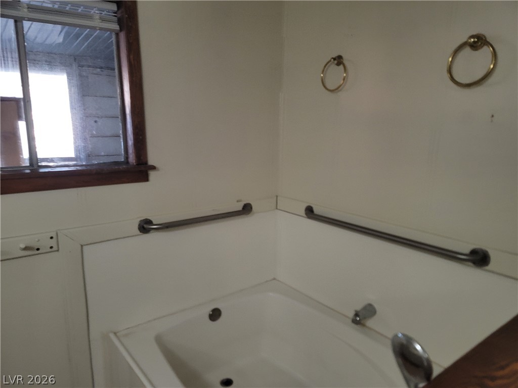 5495 Everglade Street Las Vegas NV 89142