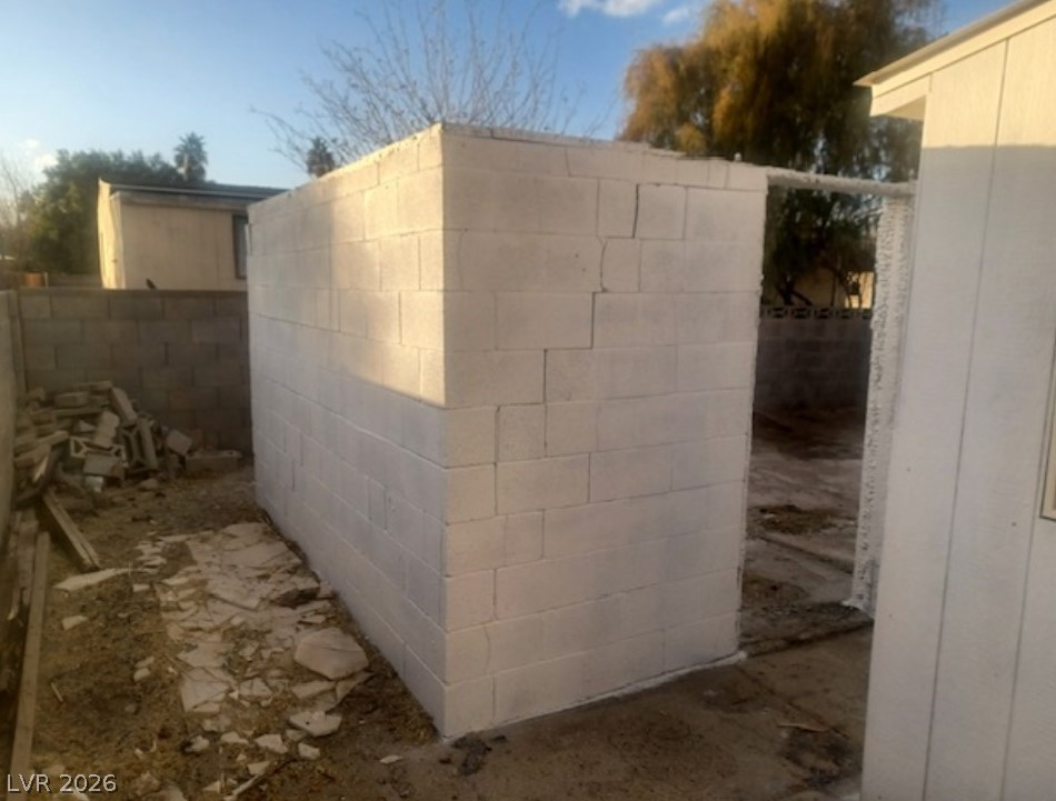 5495 Everglade Street Las Vegas NV 89142