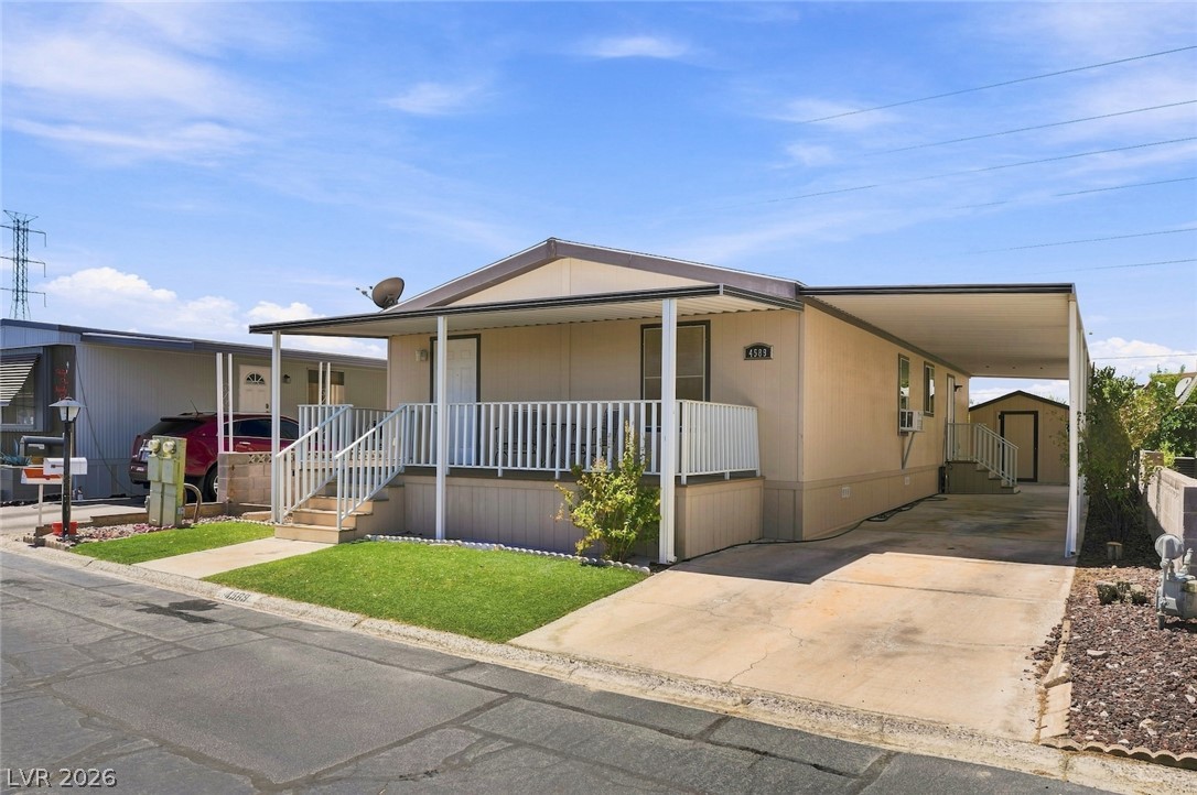 4589 Royal Ridge Boulevard Las Vegas NV 89103