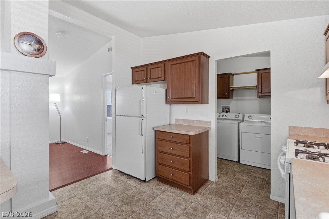 4589 Royal Ridge Boulevard Las Vegas NV 89103