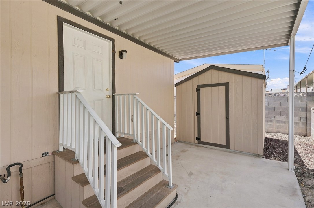 4589 Royal Ridge Boulevard Las Vegas NV 89103