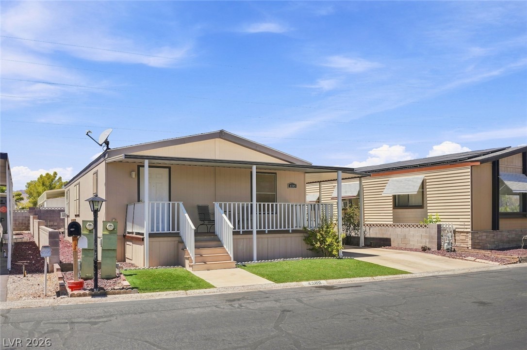 4589 Royal Ridge Boulevard Las Vegas NV 89103