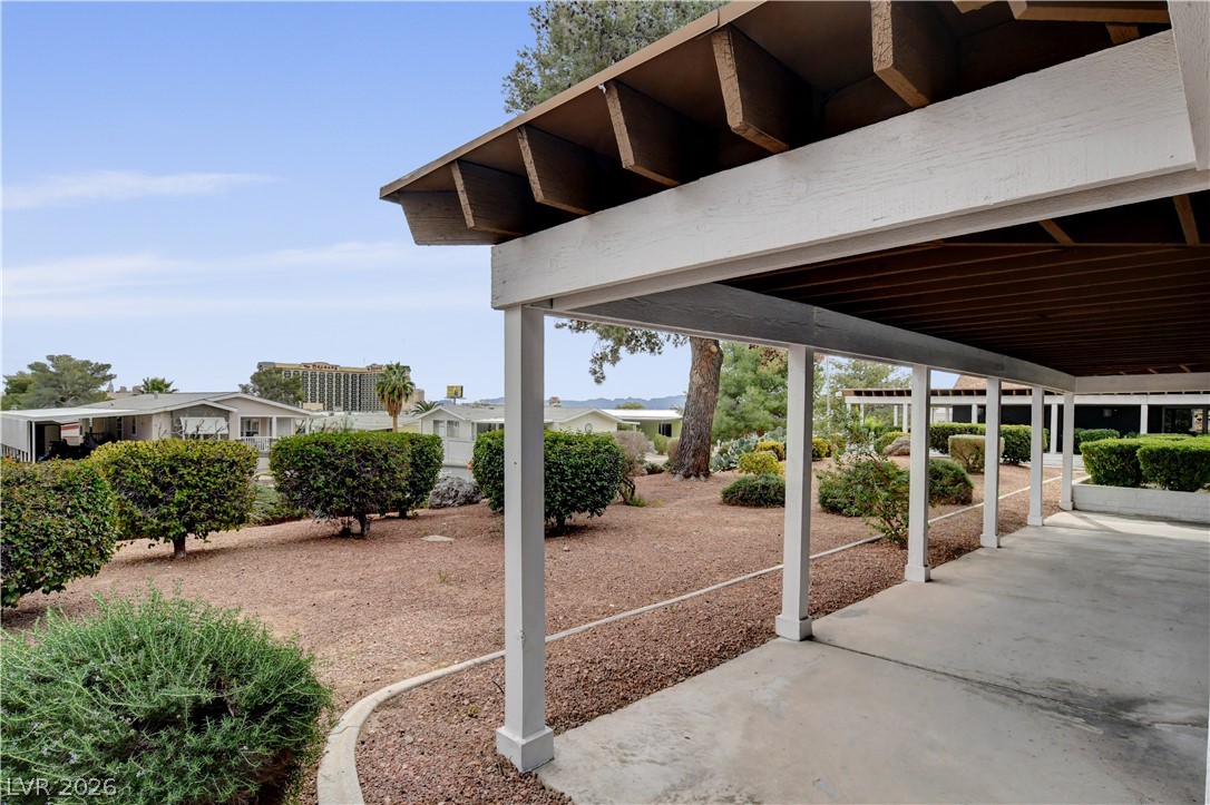 4589 Royal Ridge Boulevard Las Vegas NV 89103