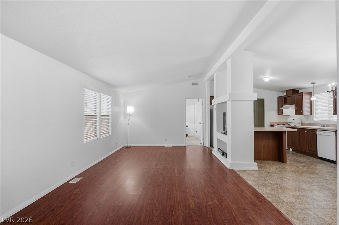 4589 Royal Ridge Boulevard Las Vegas NV 89103
