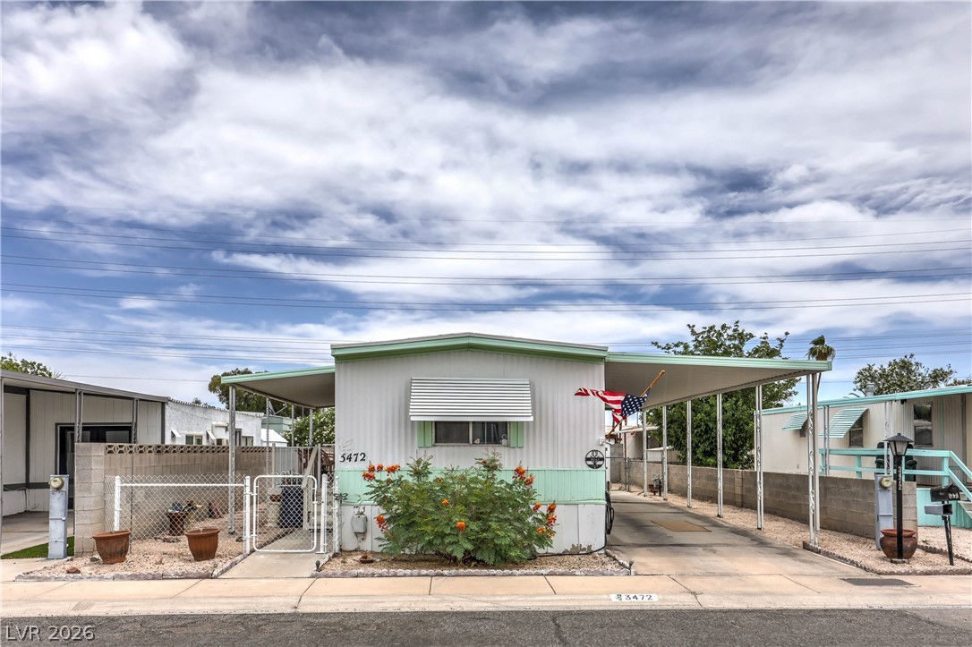 3472 Katmai Drive Las Vegas NV 89122