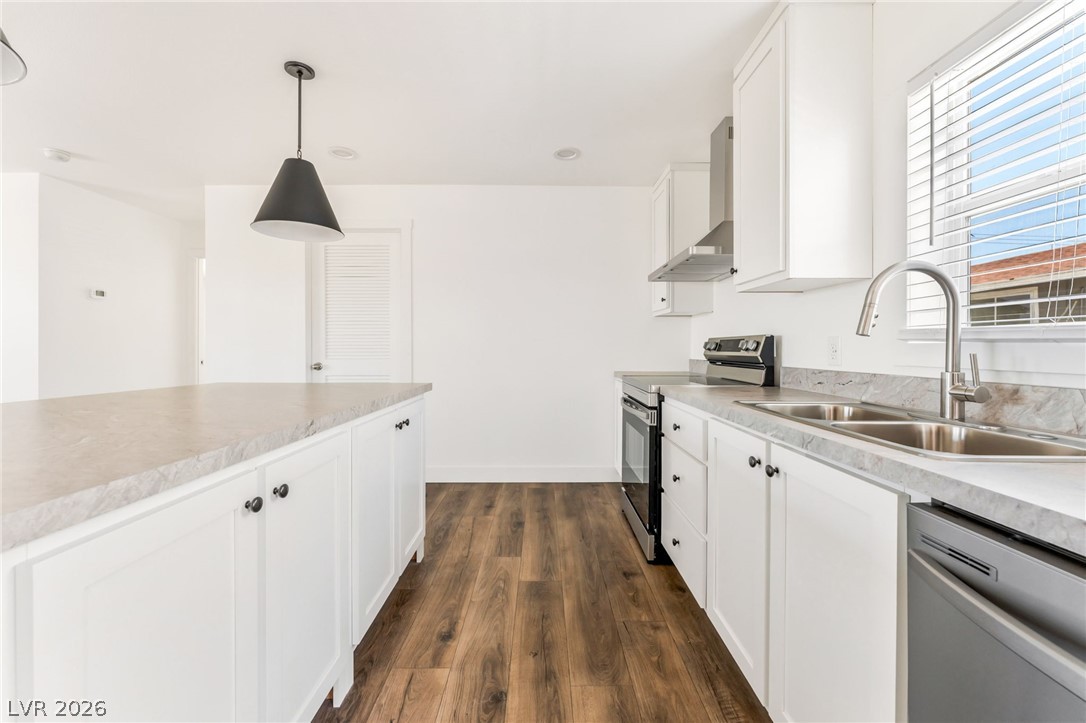 6146 Bryce Canyon Avenue Las Vegas NV 89156