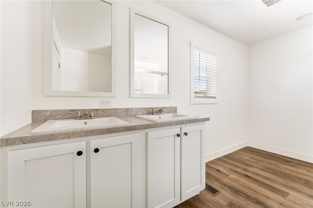 6146 Bryce Canyon Avenue Las Vegas NV 89156