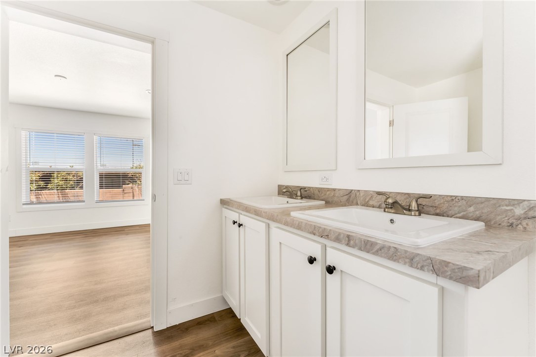 6146 Bryce Canyon Avenue Las Vegas NV 89156