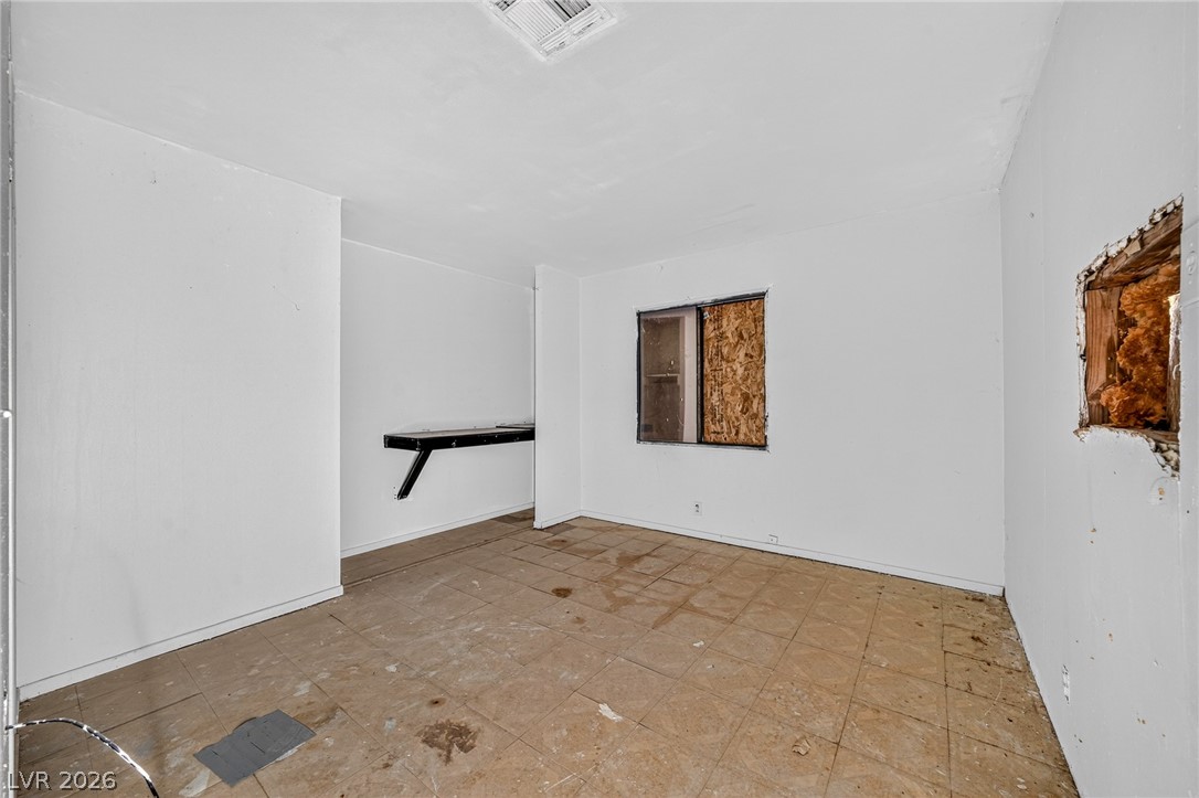 1611 West Irons Street Pahrump NV 89048