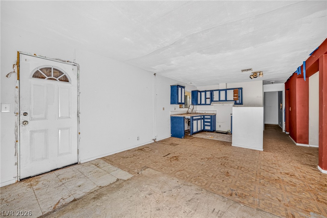 1611 West Irons Street Pahrump NV 89048