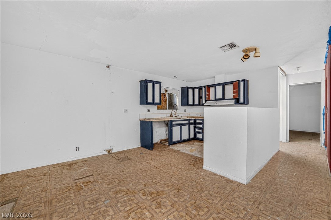 1611 West Irons Street Pahrump NV 89048