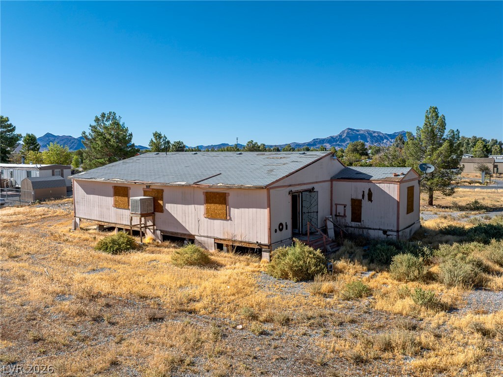 1611 West Irons Street Pahrump NV 89048