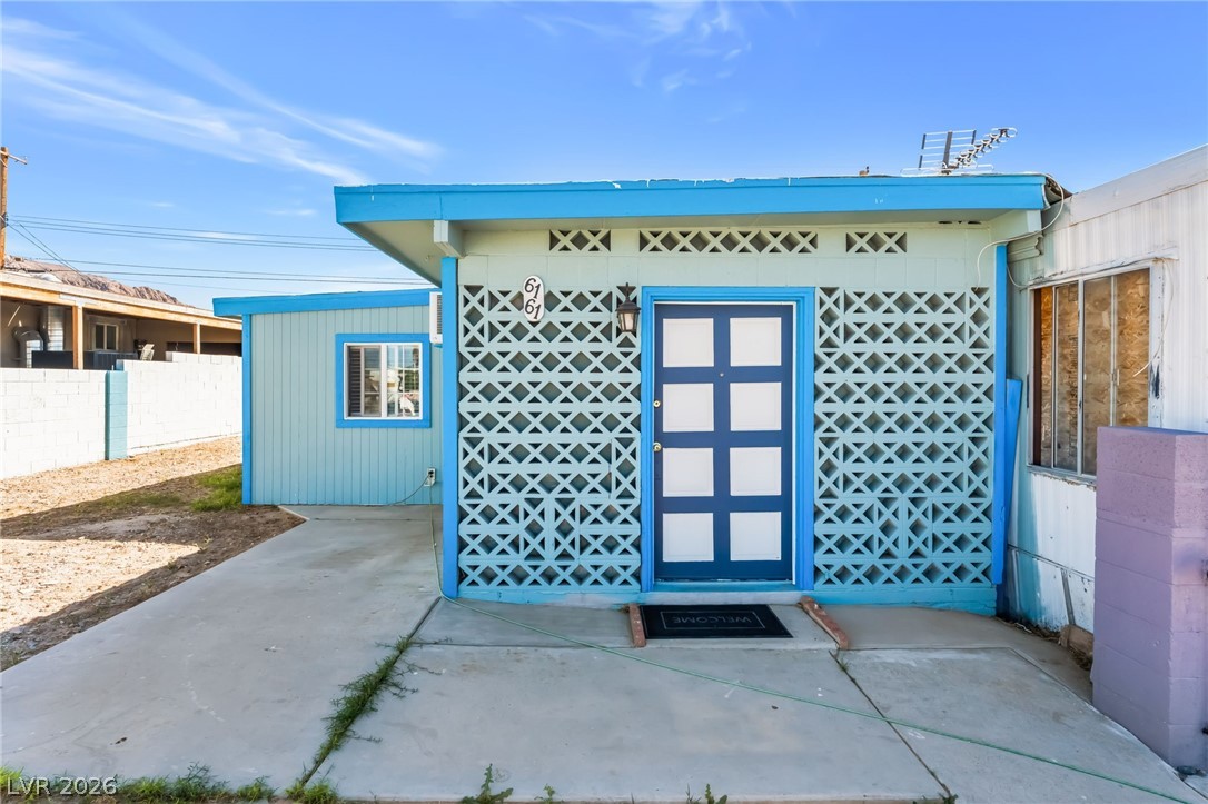 6161 Great Smoky Avenue Las Vegas NV 89156