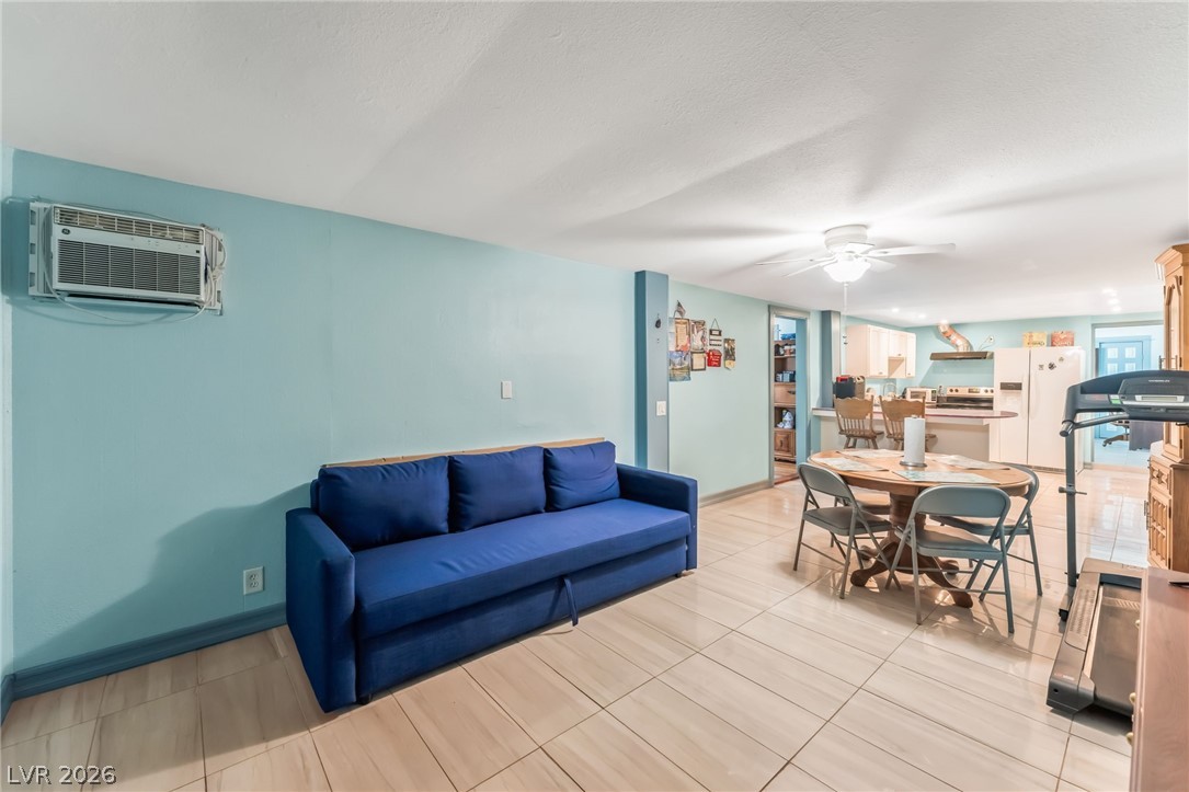 6161 Great Smoky Avenue Las Vegas NV 89156