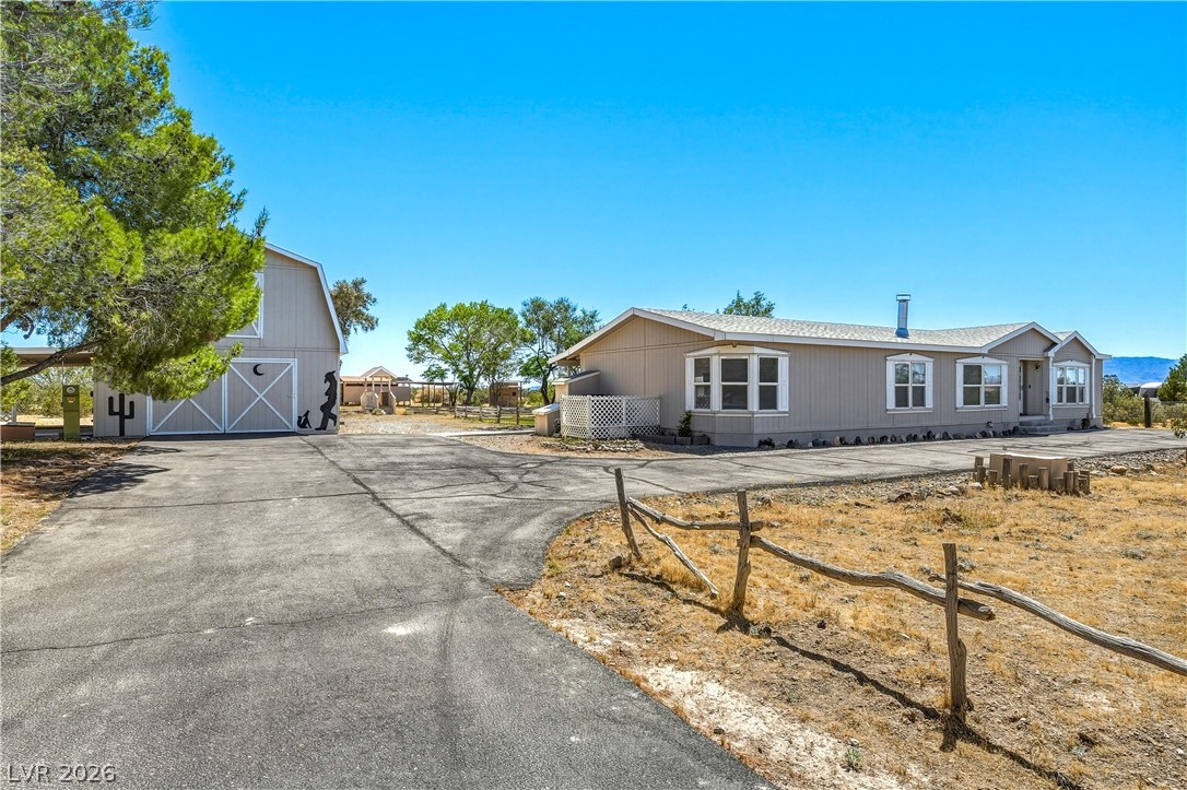 5461 Navajo Boulevard Pahrump NV 89061
