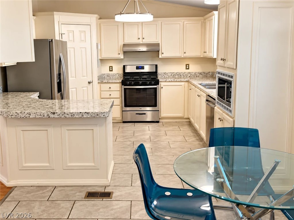 221 Shoshone Lane Henderson NV 89015