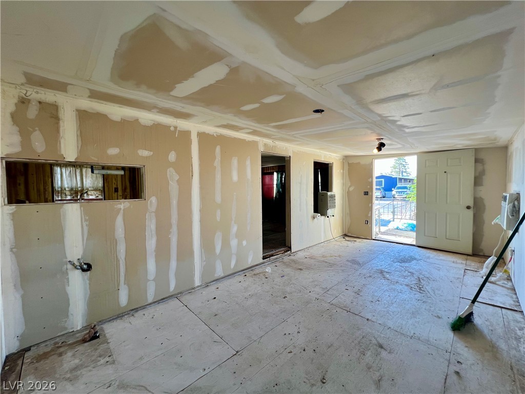 6205 Mount Mckinley Avenue Las Vegas NV 89156